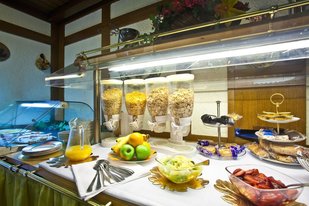Zur Kastanie Hotel มึลไฮม์ อันแดร์ รัวร์ ภายนอก รูปภาพ